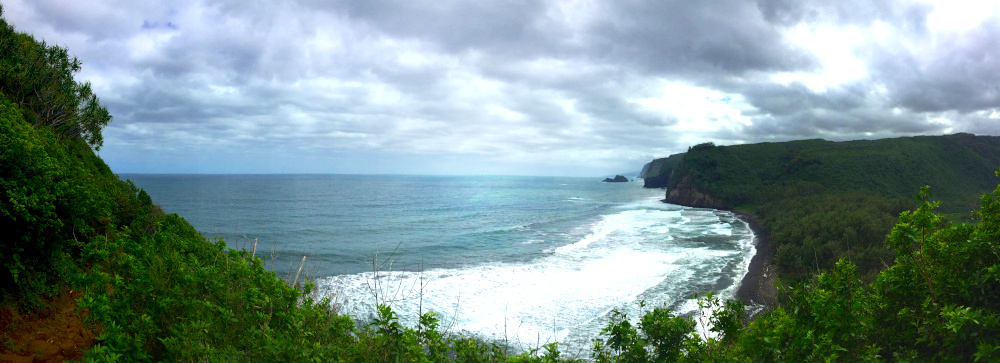 Pololu Valley, a breathtaking day-trip from your stay